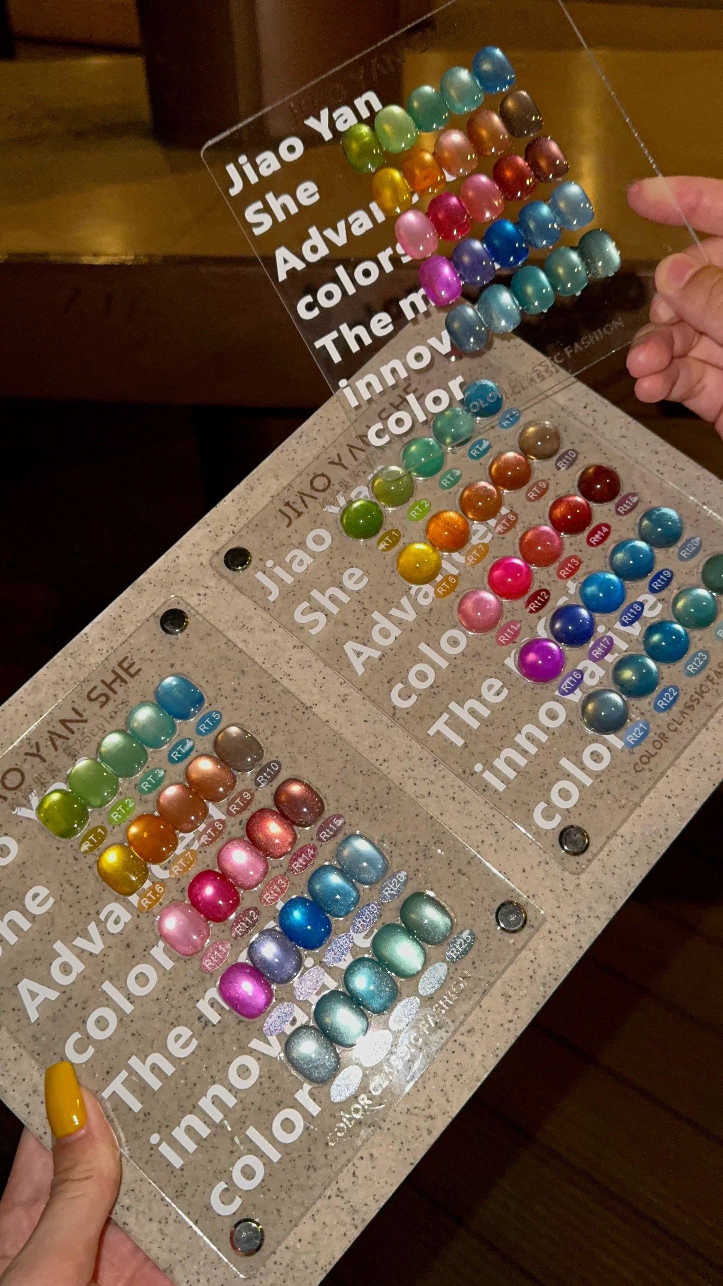 Jiao Yan She 25-color Nail Polish Gel Glass Beads Set