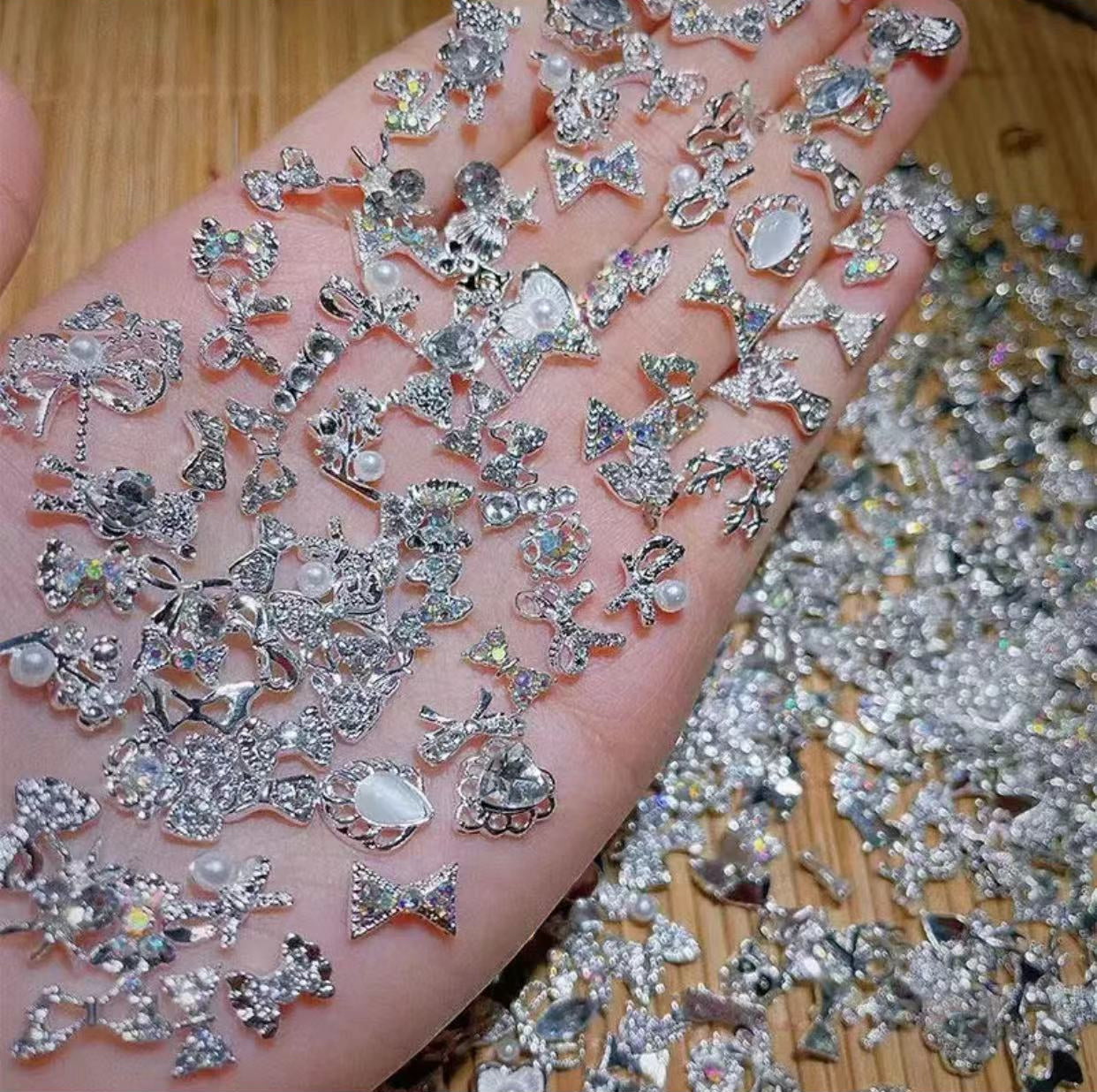 【D01】Hot Mix & Selected Alloy Nail Art DIY Charms - Buy 100 pcs Get 50 pcs Free