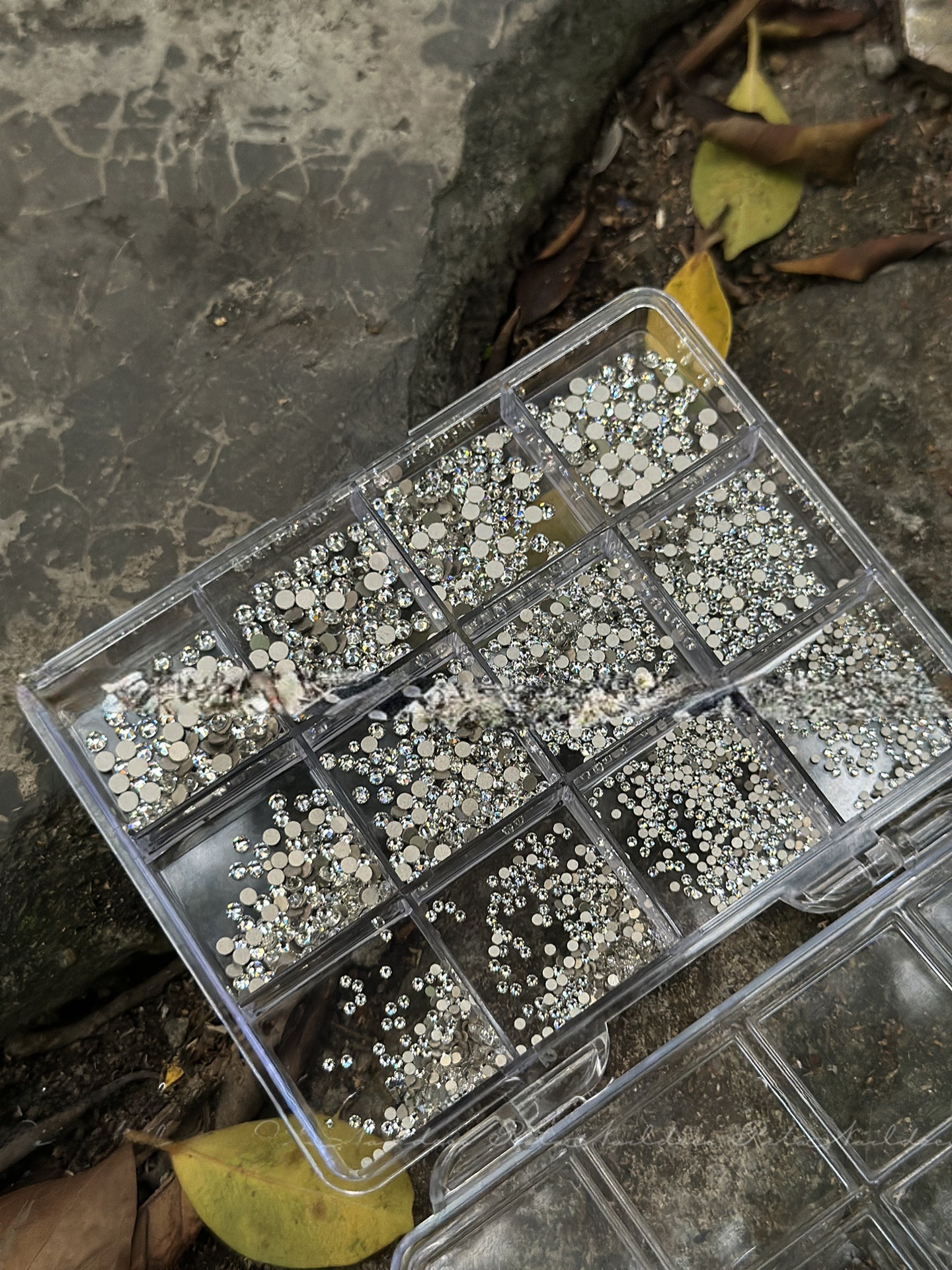 1:1 Swarovski Version Flat back High Sparkling  Rhinestones