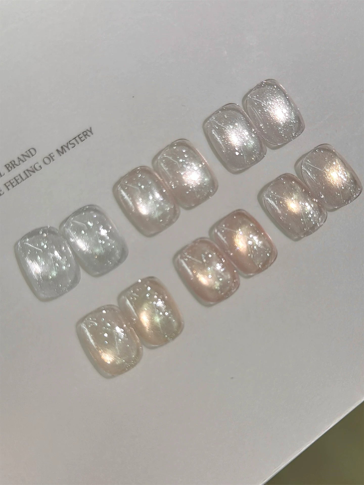 MOKAJIA  Starlight  Cat Eye, Ultra-bright Glittery Snow Melting Powder Creatives Cat Eye