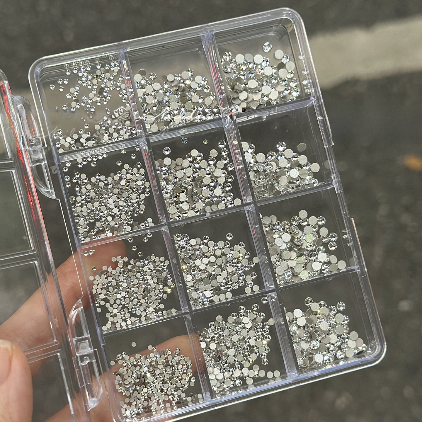 1:1 Swarovski Version Flat back High Sparkling  Rhinestones
