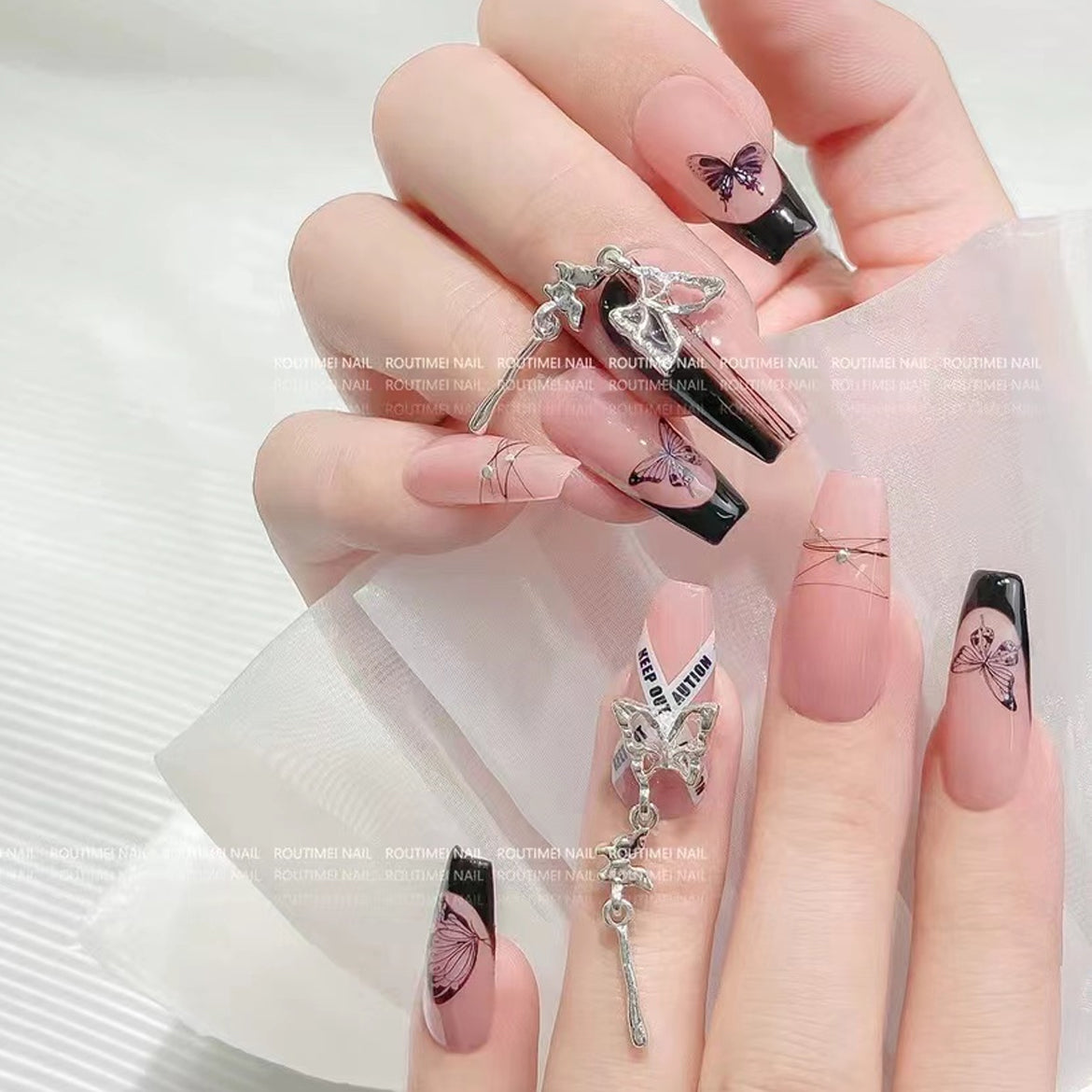 【T01】 Ins Style Butterfly Dangle